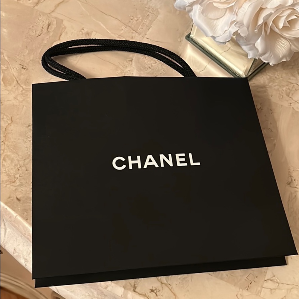 Chanel shopping paper bag small